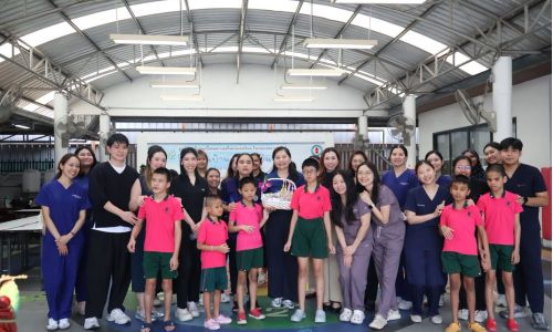 ขอขอบพระคุณ ศูนย์ทันตกรรมพระราชทาน สมเด็จพระกนิษฐาธิราชเจ้า กรมสมเด็จพระเทพรัตนราชสุดา ฯ สยามบรมราชกุมารี คณะทันตแพทยศาสตร์ มหาวิทยาลัยมหิดล ที่ได้ให้ความอนุเคราะห์เข้ามาให้บริการตรวจสุขภาพช่องปากและทำฟันแก่น้อง ๆ