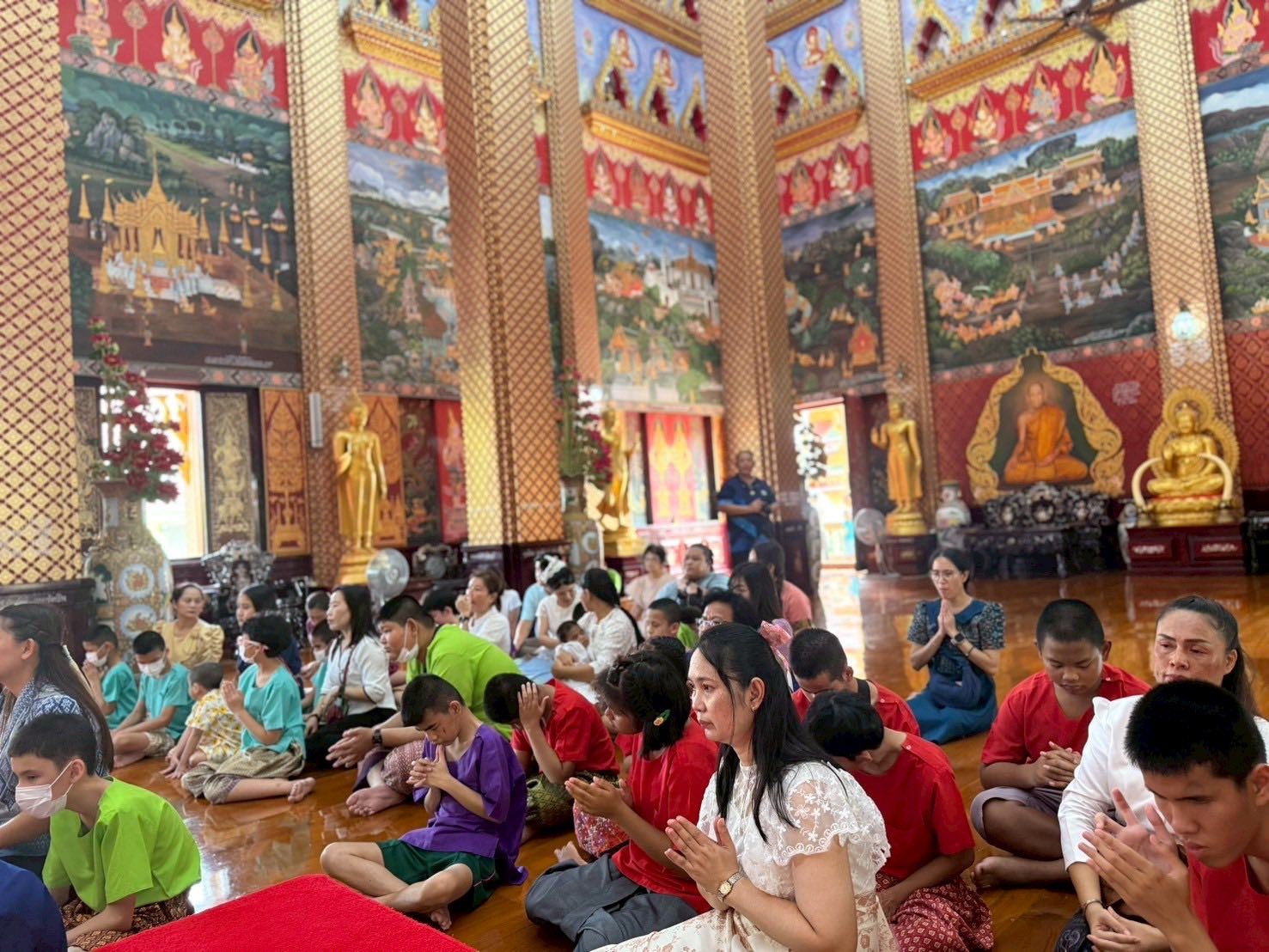 กิจกรรมวันอาสาฬหบูชาและวันเข้าพรรษาเป็นวันสำคัญทางพระพุทธศาสนา นักเรียนได้เข้าร่วมกิจกรรมสืบสานประเพณีไทยได้รับความรู้และเข้าใจในวันสำคัญนี้ รวมถึงมีคุณธรรมจริยธรรมที่ดีงาม เป็นคนดีของสังคม และช่วยพัฒนาจิตใจให้ดียิ่งขึ้น